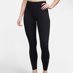 Nike One high waisted full-length women’s black leggings size small